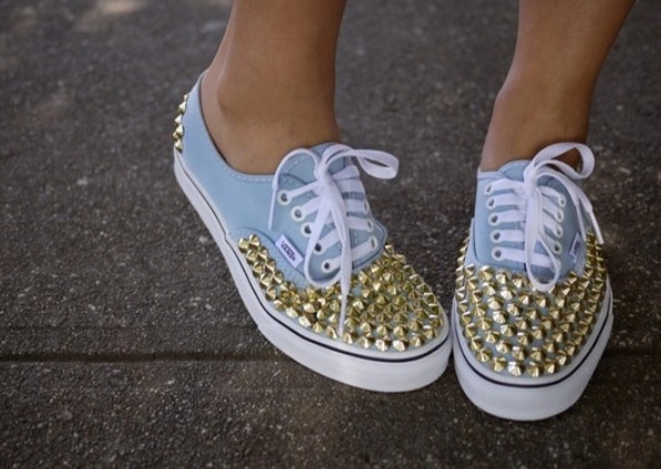 Morning Mamas & Papas: Sneaker Remix (BYOS)