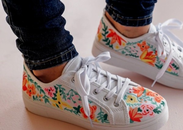 Morning Mamas & Papas: Sneaker Remix (BYOS)