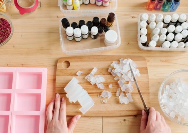 Soap Making: Happy Hour (Ages 21+)