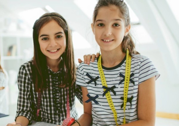 Tween Craft Collective: Machine Sewing Camp (Tote Bag) (Ages 10-13)