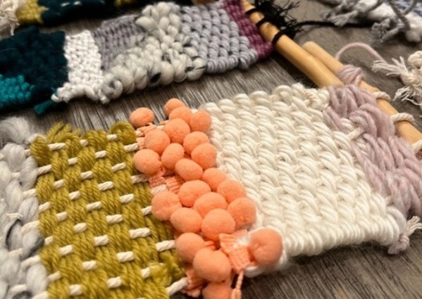 Weekday Crafting: Mini Woven Wall Hanging (Ages 16-18)