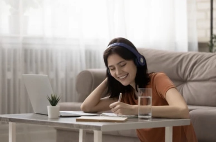 Writers' Workshop: Essays, Creative Writing, & Grammar Skills for Teens