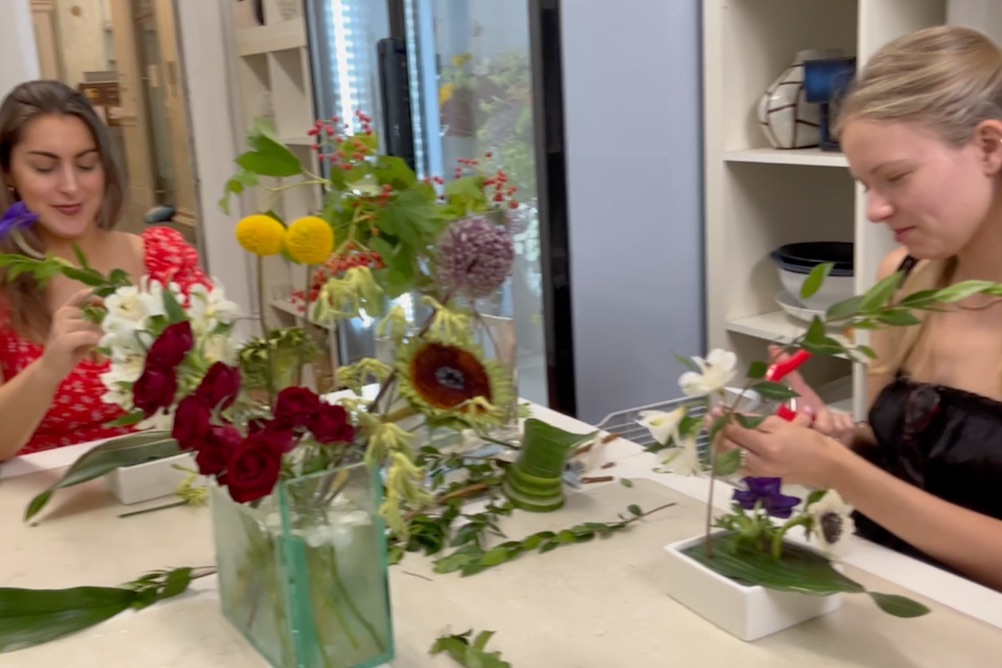 Basic Ikebana: Japanese Simplicity in Floral Design