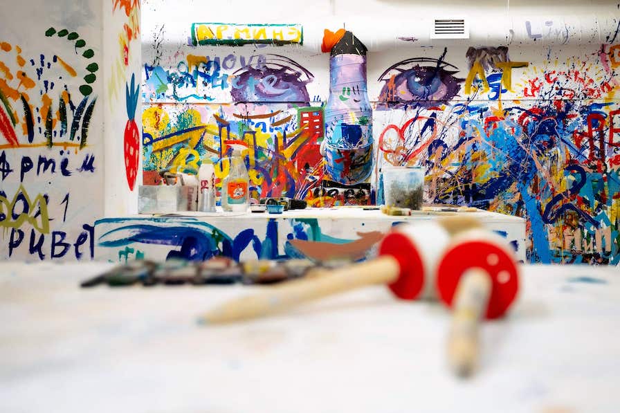 Shooting + Spinning Painting Experience (2-4 People)