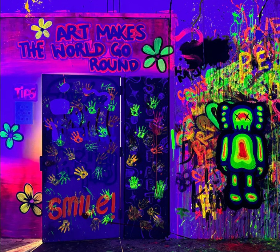 art room 2.jpg