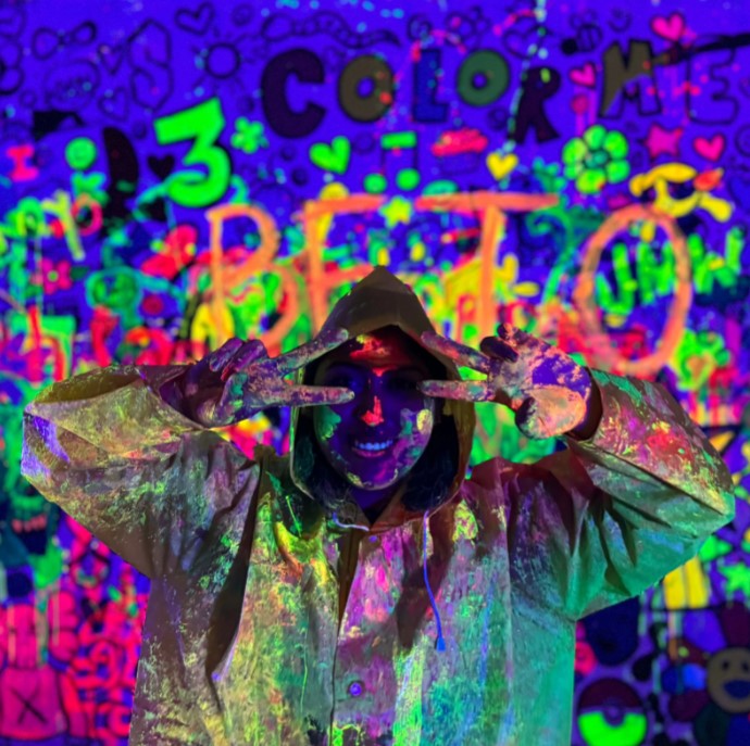 Glow in the Dark Shooting & Spinning Experience (2-4 People)