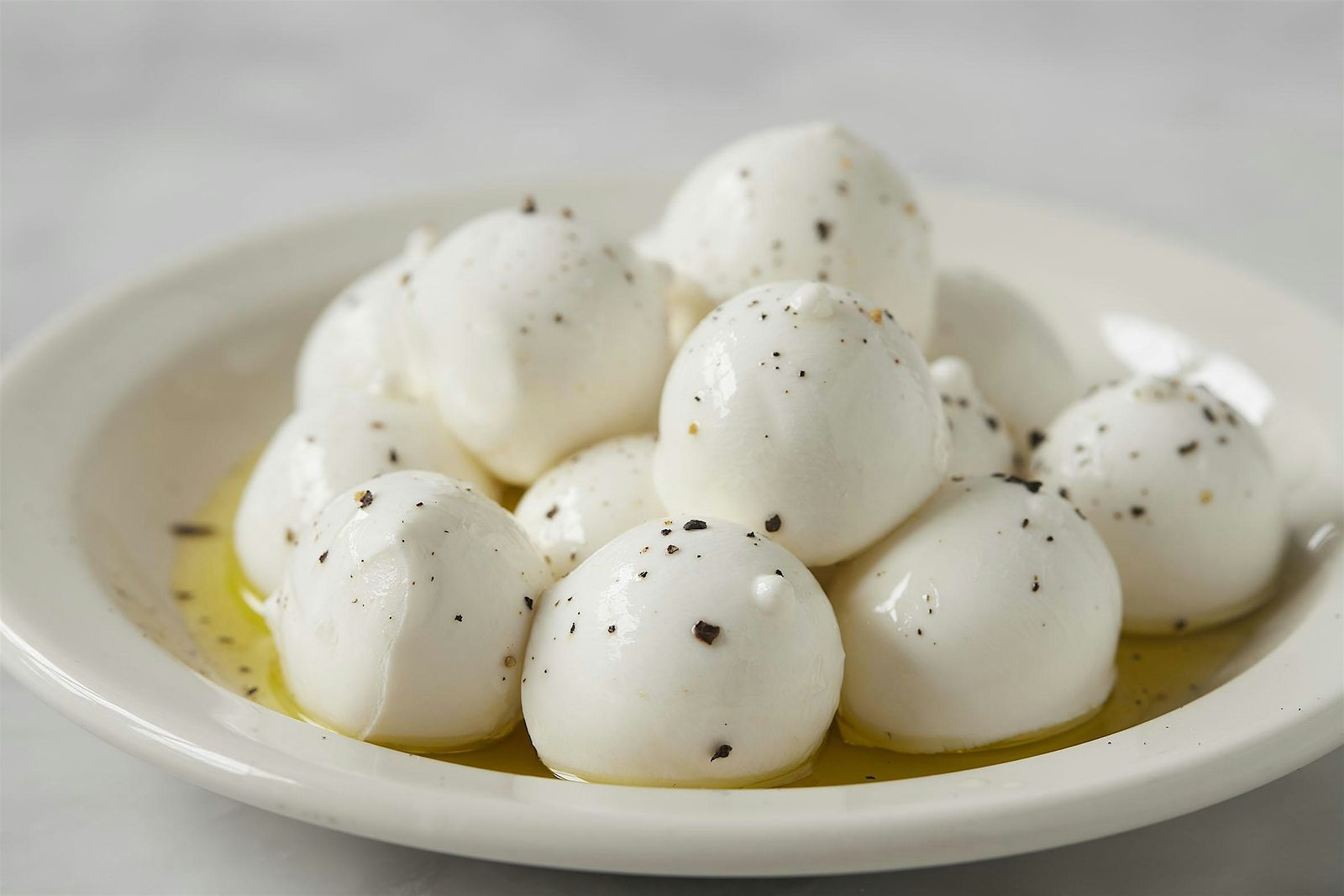 Mini Marinated Mozzarella Making (Includes Wine)
