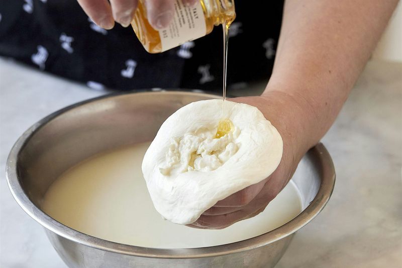 Burrata Making: Valentine Infusions (Includes Wine)