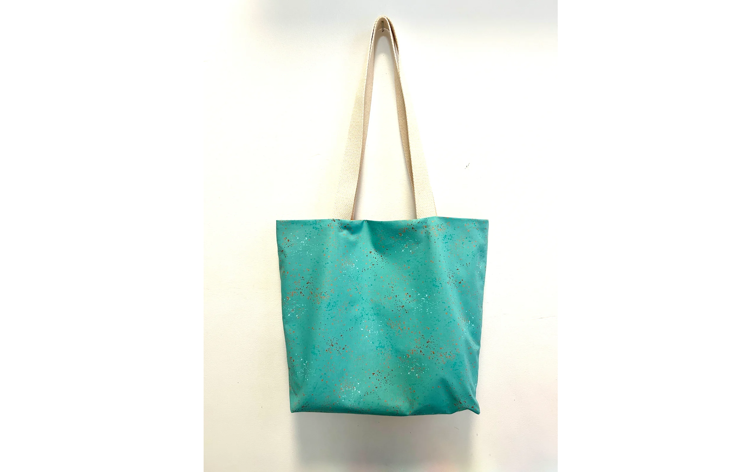 Make a Handy Tote Bag!