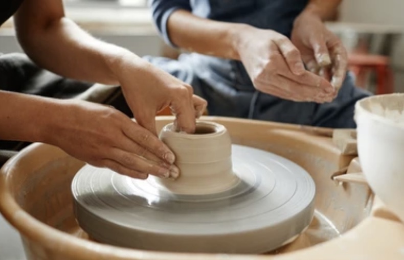 Pottery Wheel Throwing (Hell's Kitchen)