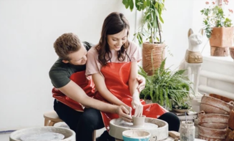 Valentine's Day Pottery Wheel Throwing