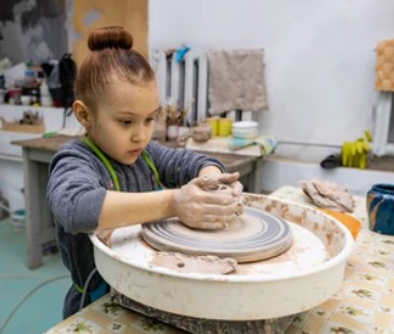 kids pottery1.jpg