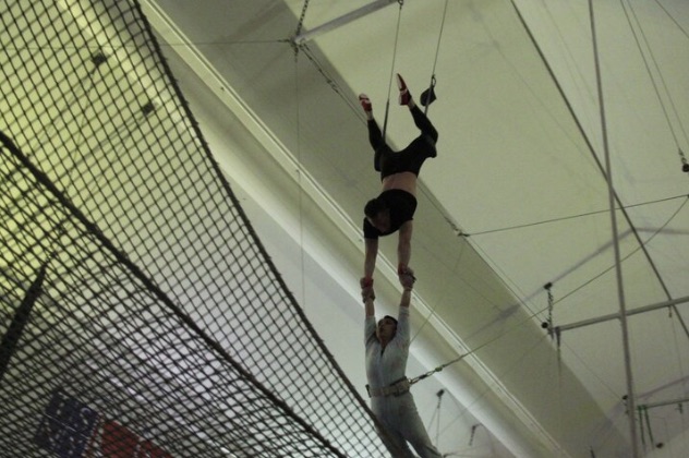 Indoor Flying Trapeze Class (All Levels)