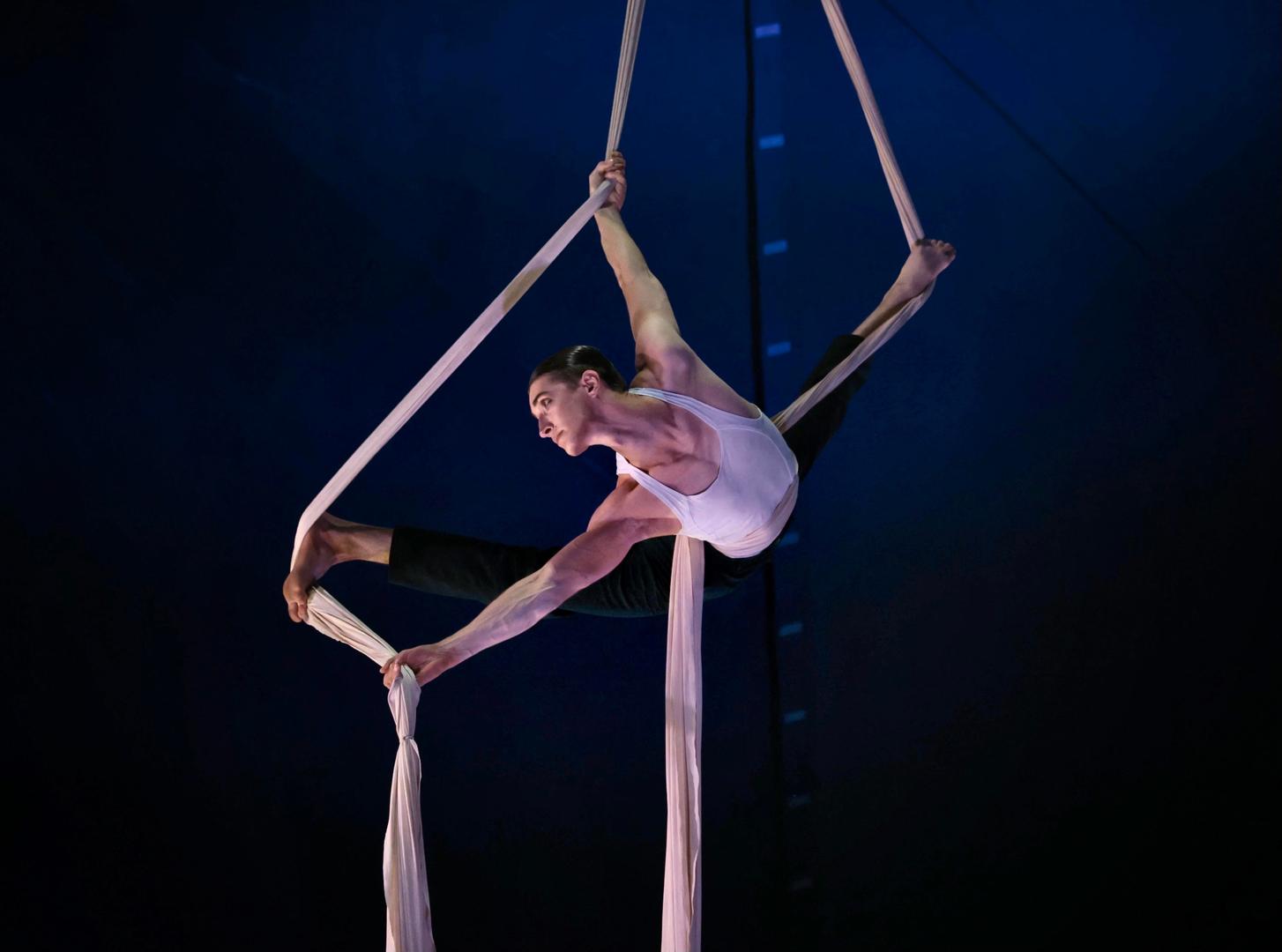 Spins And Splits On Silks | Creative Focus