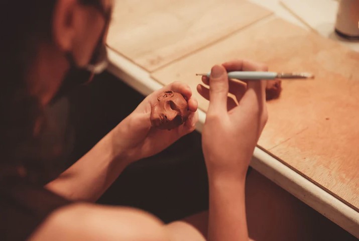 Queer SWANA Clay Night