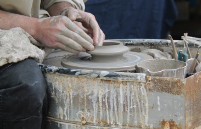 Intermediate Wheel Throwing: Perfecting Potted Lids & Tea Pots