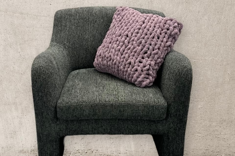 Chunky Knit Pillow Workshop
