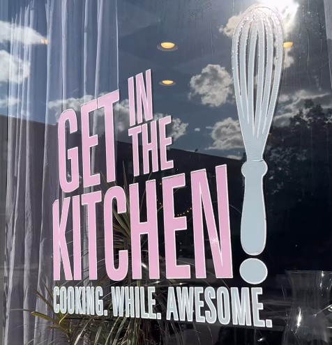 get in the kitchen21.jpg