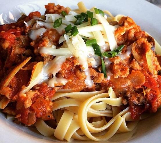 Cooking & Queens! Pasta Night!