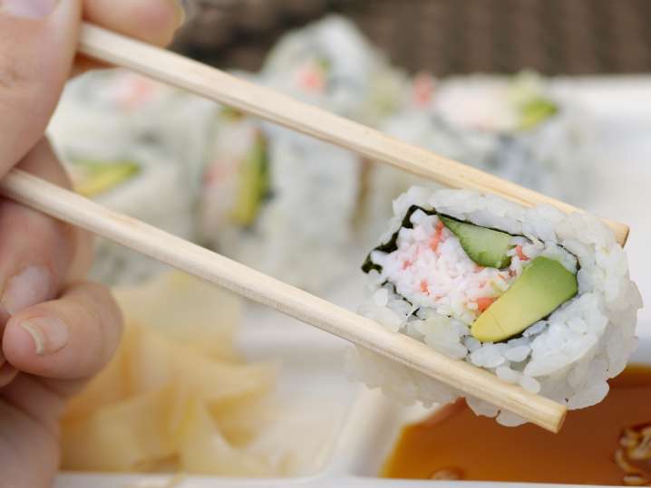 Make Sushi With Chef Shota
