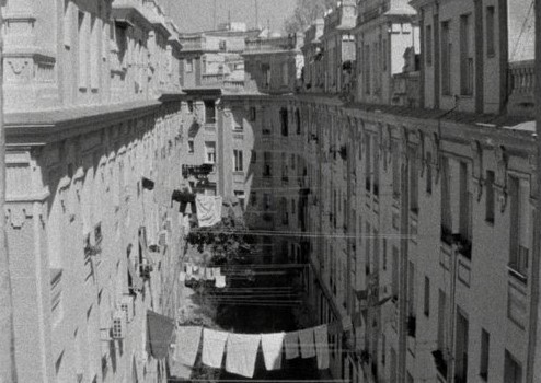 Redefining the Moving Image Camera Through the Ruptures of Avant-Garde Cinema