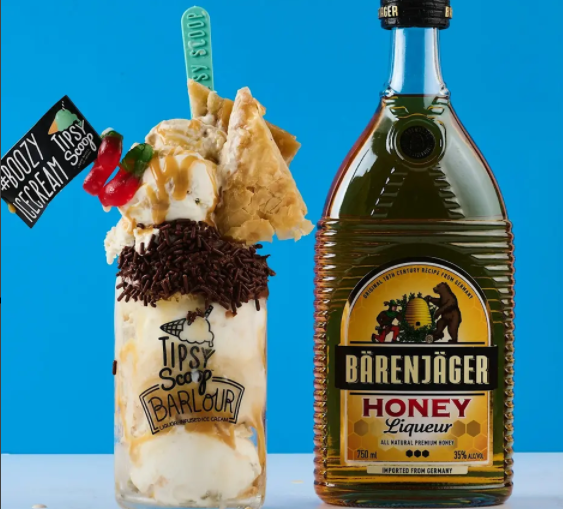 Boozy Sundae Decorating Class