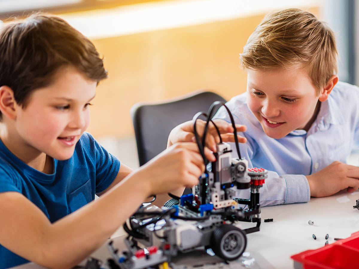 robotics classes for adults