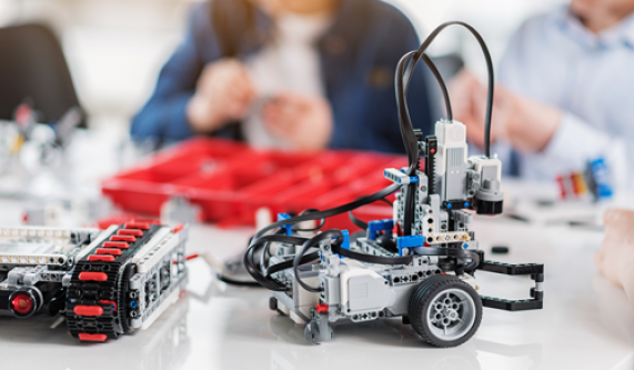 robotics classes for adults