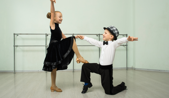 xxSalsa / Bachata Ages 5 & up