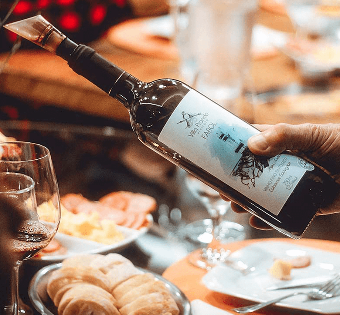 Robust Reds & Stinky Cheeses