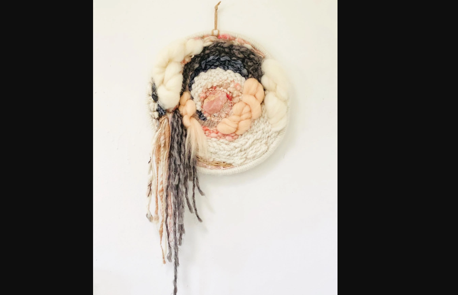 Weaving a Circular Wall Hanging (Online)