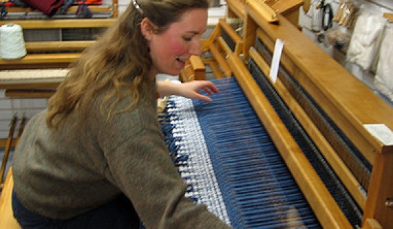 Weaving Quick Starts On Floor Loom For Beginners