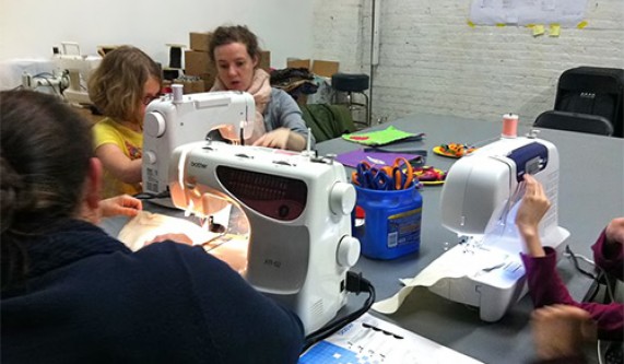 Sewing for Kids! [Class in NYC] Staten Island MakerSpace CourseHorse