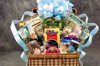 Stack, Pack, and Wrap: Gift Baskets Made Easy!