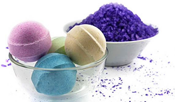 Make Your Own Bath Fizzies and Hair Conditioner