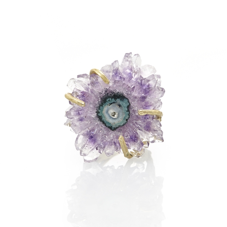 Raw Stone Pendant: Claw Setting