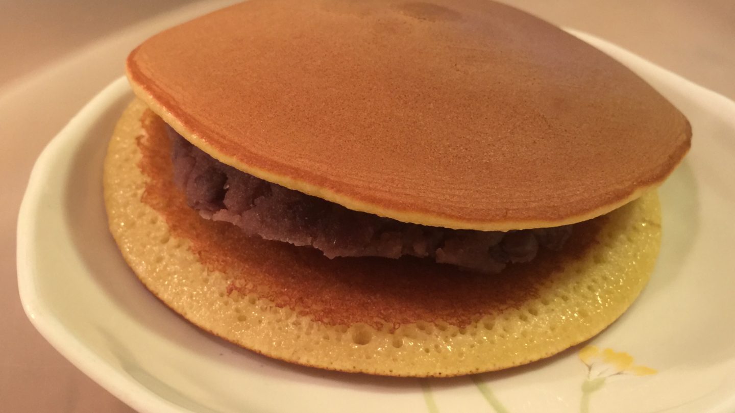 Japanese Sweets Vol. 1: Dorayaki (Bean Paste Pancake)