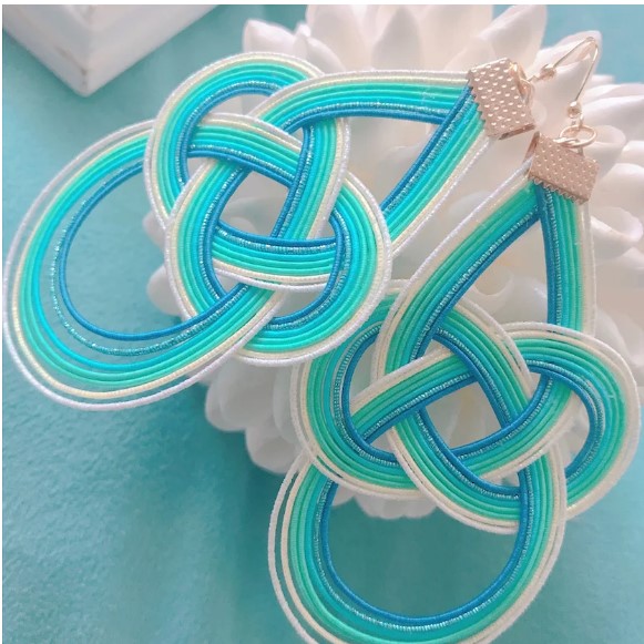 Mizuhiki: Japanese Decorative Knots Making
