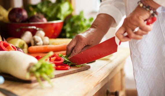 Knife Skills at 3 (Hands On)