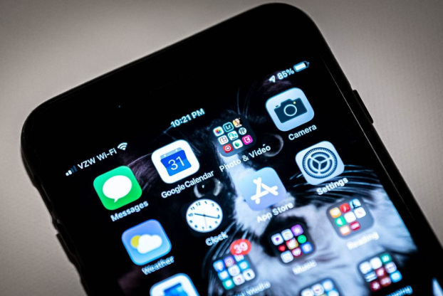 Tips & Tricks for Better iPhone Photography+Composition