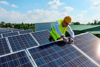 Become A Solar Installer In 5 Weeks Green Training Los Angeles Coursehorse East Los Angeles College
