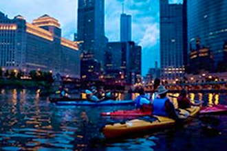 Architectural Chicago Kayak Tour