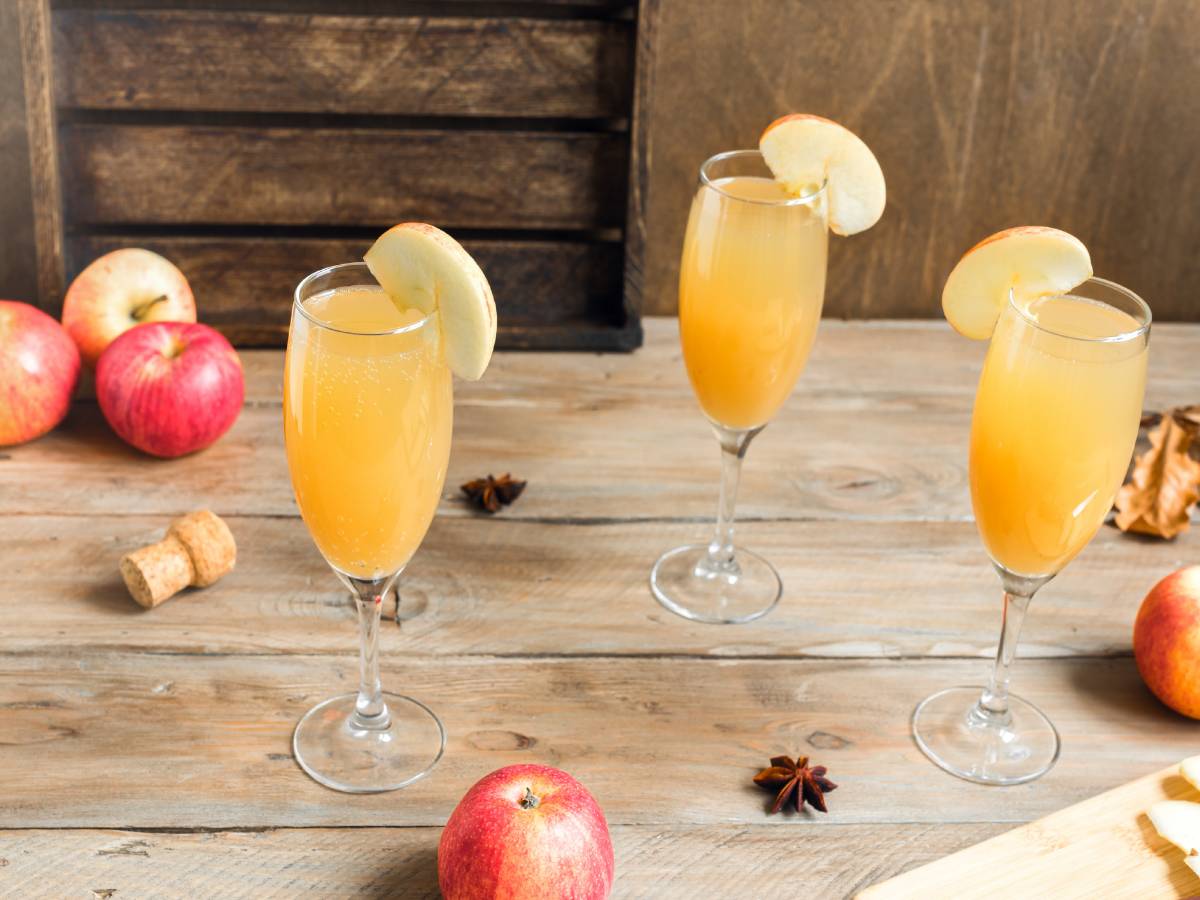Hands-On Sparkling Cocktails