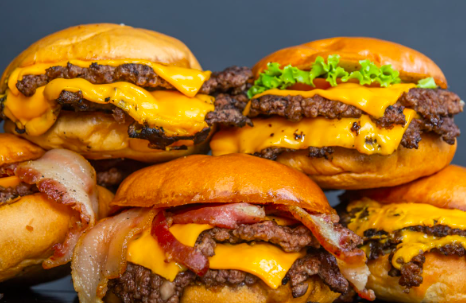 Hands-On Burger Lab: Smash vs. Pub Burgers on the Grill