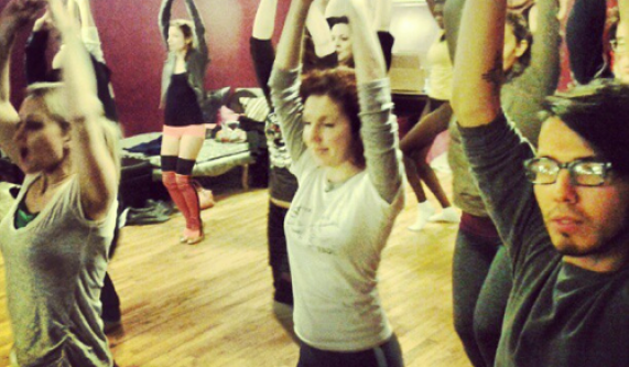 Strong & Sexy: Kicklines