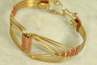 Cleopatra Wire Sculptured Bracelet 