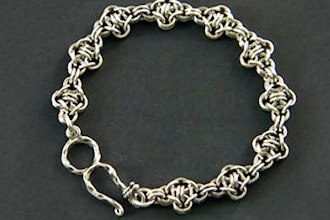 Diamondback Chain Maille Bracelet Weaving
