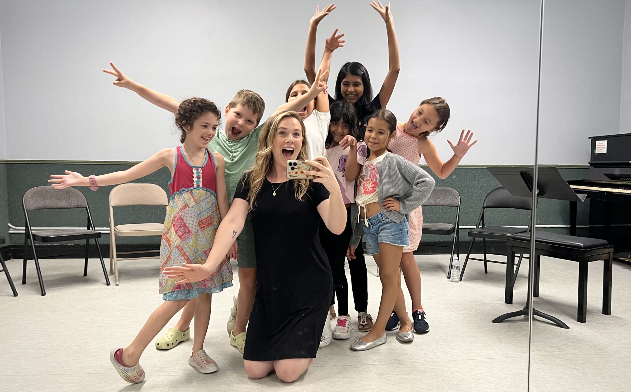 4-Week Young Star Summer Singing Program (Ages 6-9)