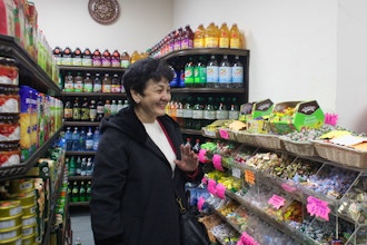 Uzbek Food and Shopping Tour with Damira