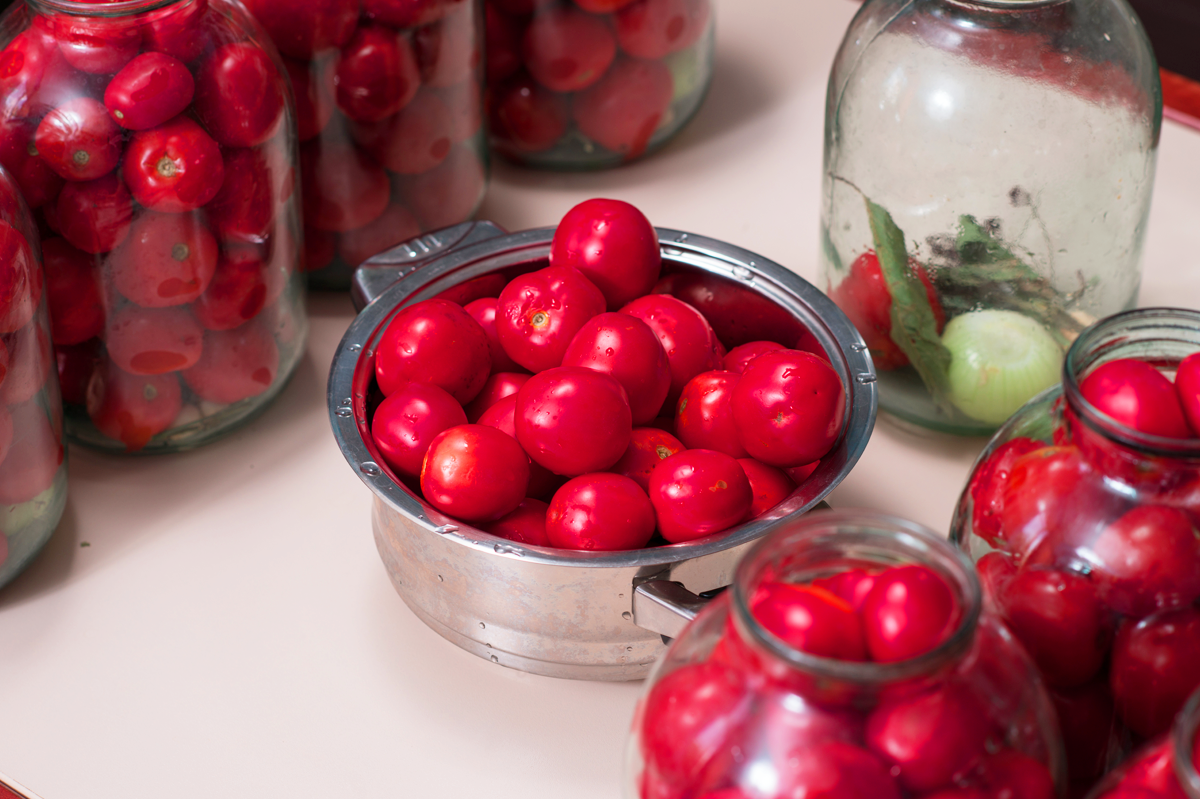 Canning Tomatoes and Marinara Sauce